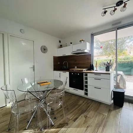 Lägenhet Pour 4 Pers. A Avec Jardin Et Garage - Fr-1-309-392 *